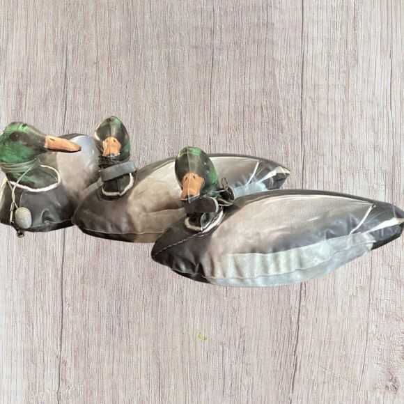 Vintage Featherlite Duck Decoys Set –‎ 80s Inflatable w/ Anchors - Picture 1 of 3